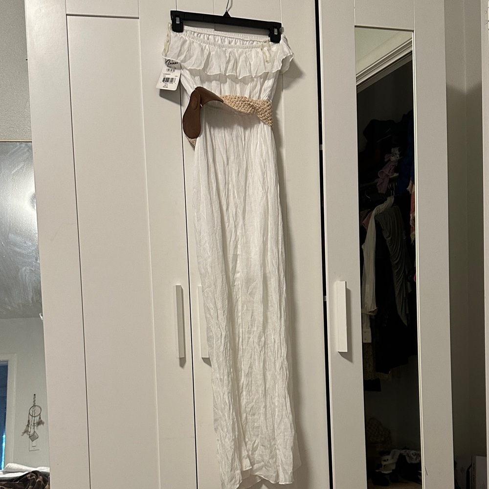 White strapless white maci dress with Belt